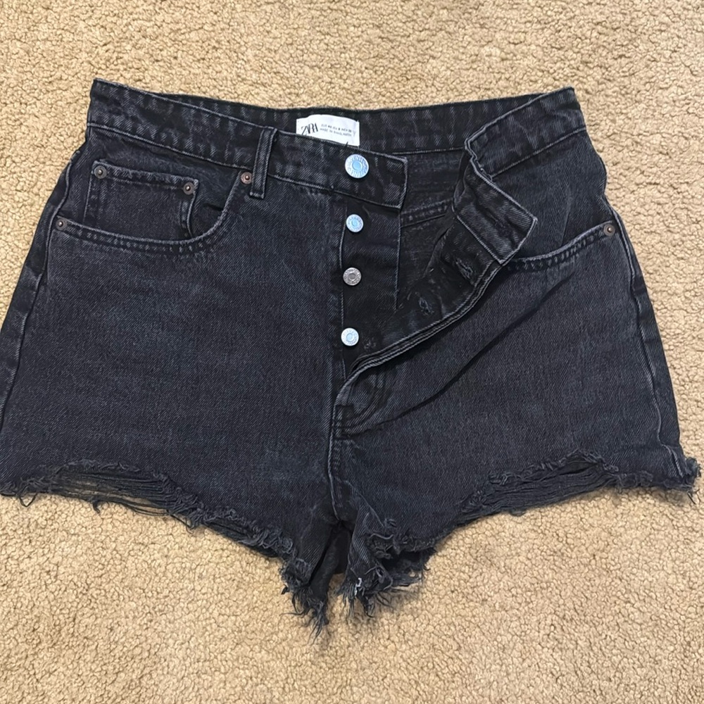 Zara higher waisted shorts